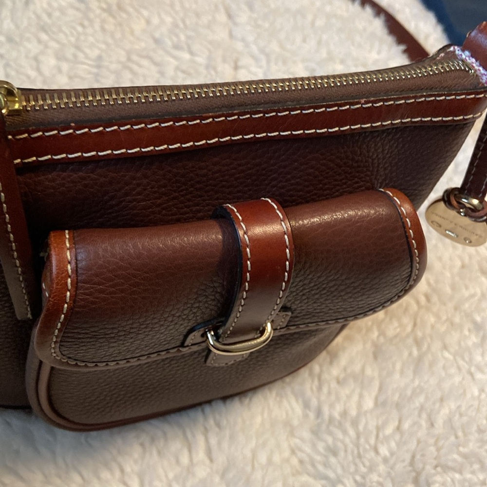 Dooney & Bourke leather letter carrier - Picture 2 of 9